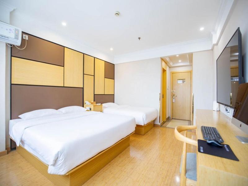 Hotel Greentree Songjiang Songdong Business 3*