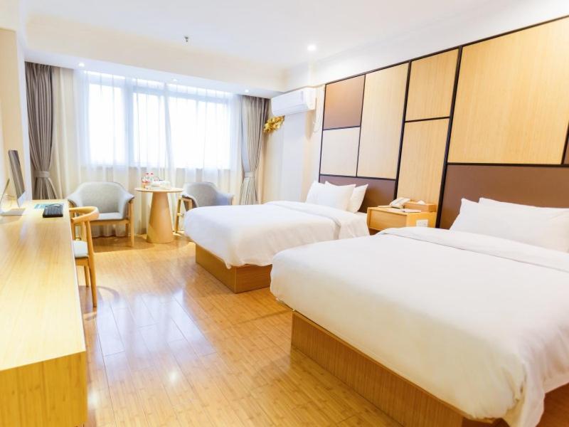 Greentree Songjiang Songdong Business Hotel 3*