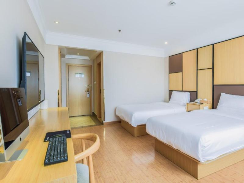 Greentree Songjiang Songdong Business 3*