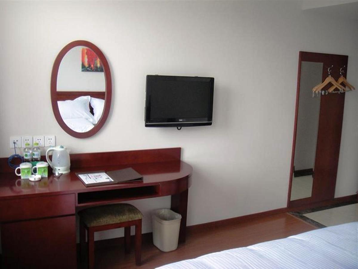 Greentree Songjiang Songdong Business 3* Shanghai